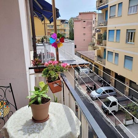 Bilocale: 5 Minuti Dall'Ariston Sanremo Exterior foto